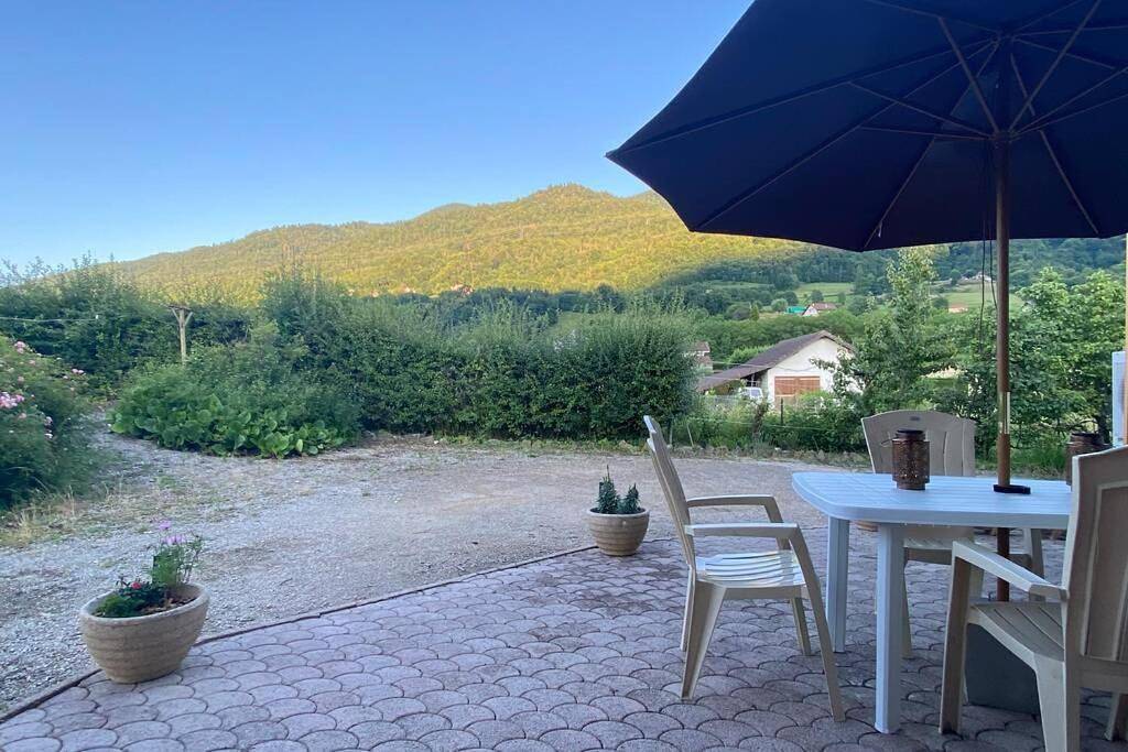 Appartement entier, Au calme avec vue magnifique à Saint Maximin in Pontcharra, Isère