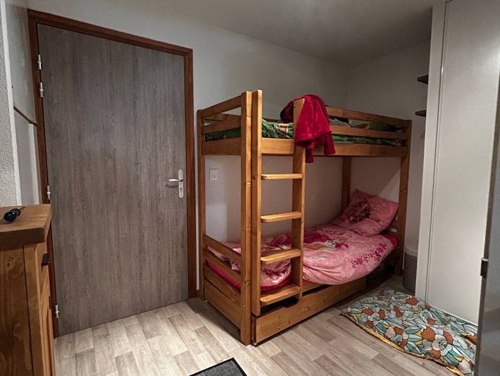 Gîte pour 4 personnes, avec balcon à Thollon-les-Mémises - 3