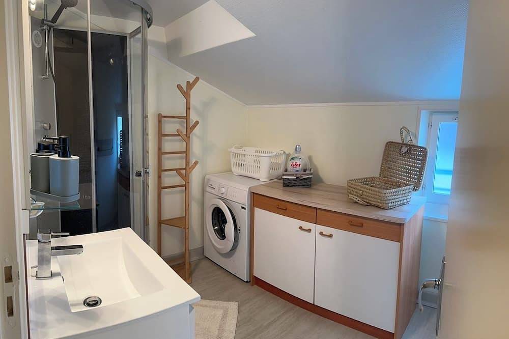 Entire apartment, F2 Place République Centre - Bright & equipped in Châlons-en-Champagne, Marne