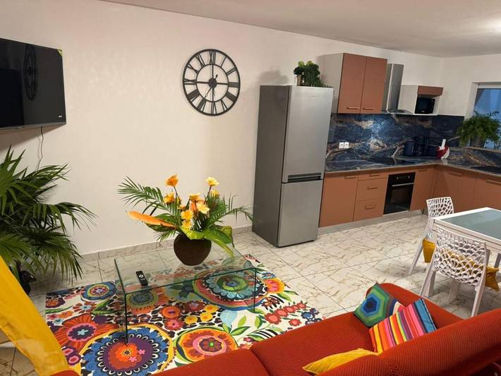 Gîte pour 6 personnes, avec jacuzzi et jardin dans Plage des Raisins Clairs - 4