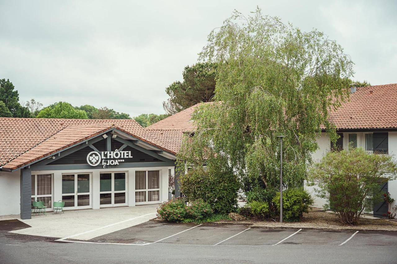 L'hôtel by Joa de Saint-Paul-Lès-Dax in Lac de Christus, Saint-Paul-lès-Dax