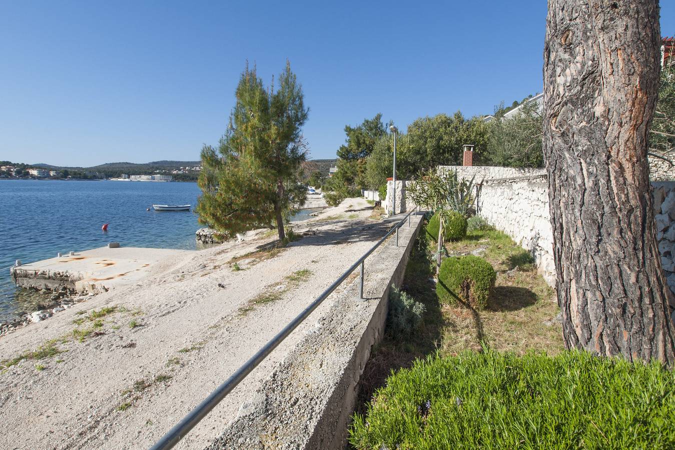 Apartamento entero, Apartments Osti in Razanj, Condado de Šibenik-Knin