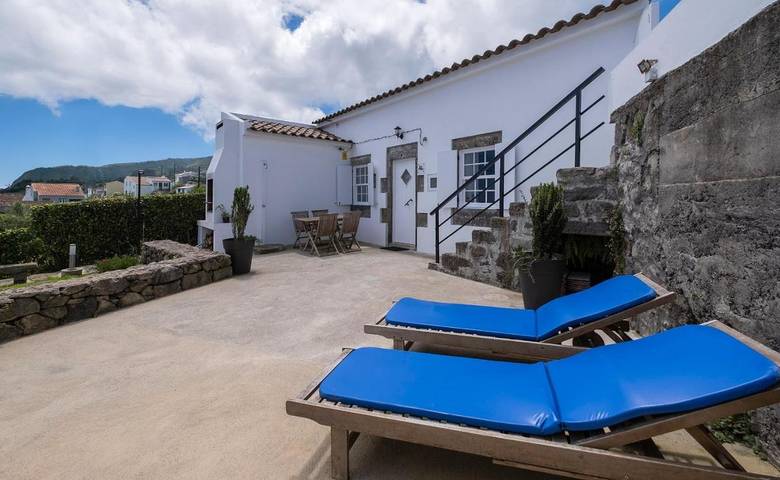 Ferienhaus für 4 Personen, mit Balkon und Terrasse sowie Garten und Ausblick