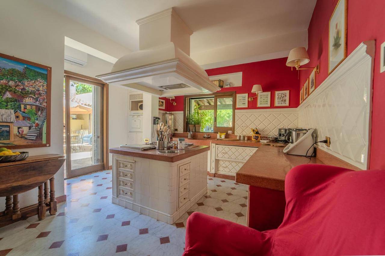 Villa Mariangela Luxury Mondello Palermo in Palermo, Provincia di Palermo