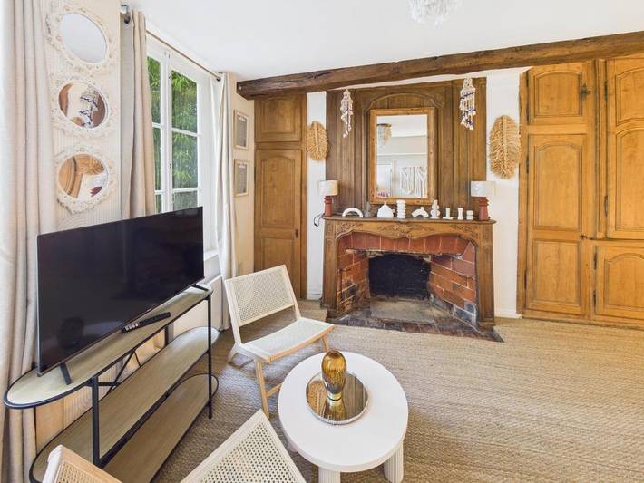 Gîte pour 2 personnes, avec terrasse et sauna ainsi que jardin et jacuzzi à Troyes - 2