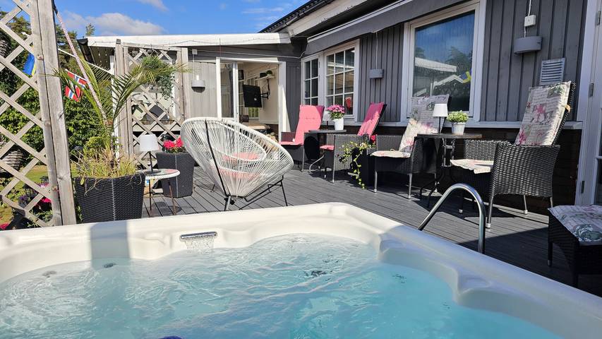 Ferienhaus für 8 Personen, mit Terrasse und Garten sowie Sauna, mit Haustier - 1