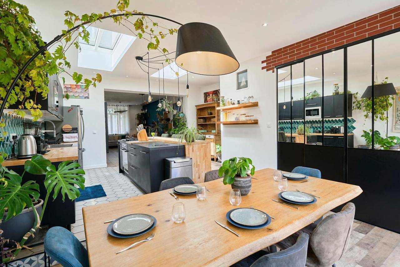 Appartement entier, Three-Bedroom Home in Mons-en-Barœul, Région de Lille