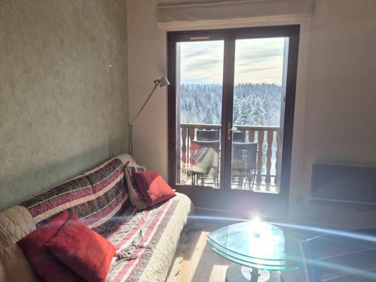 Appartement entier, Maison de vacances dans les Alpes avec accès aux pistes de ski in Le Revard, Les Déserts