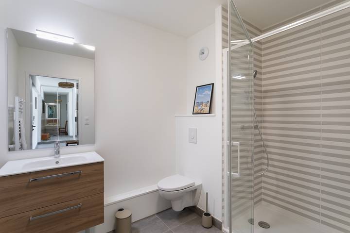 Gîte pour 4 personnes, avec balcon dans Sables d'Or les Pins - 4