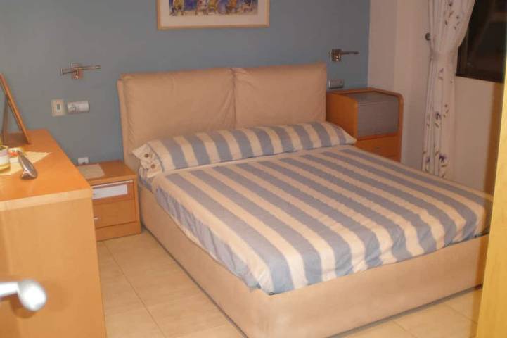 Ganze Wohnung, Luxuswohnung Wifi in Strandnähe mit 30m Terrasse, Klimaanlage in Santa Pola, Costa Blanca
