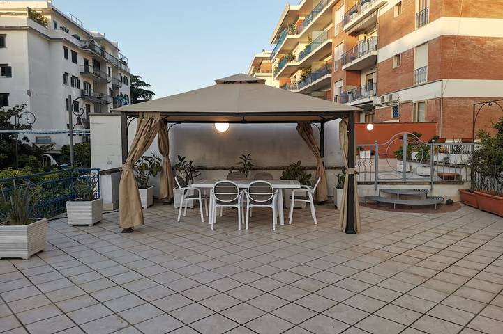 Ferienhaus für 8 Personen, mit Terrasse und Garten