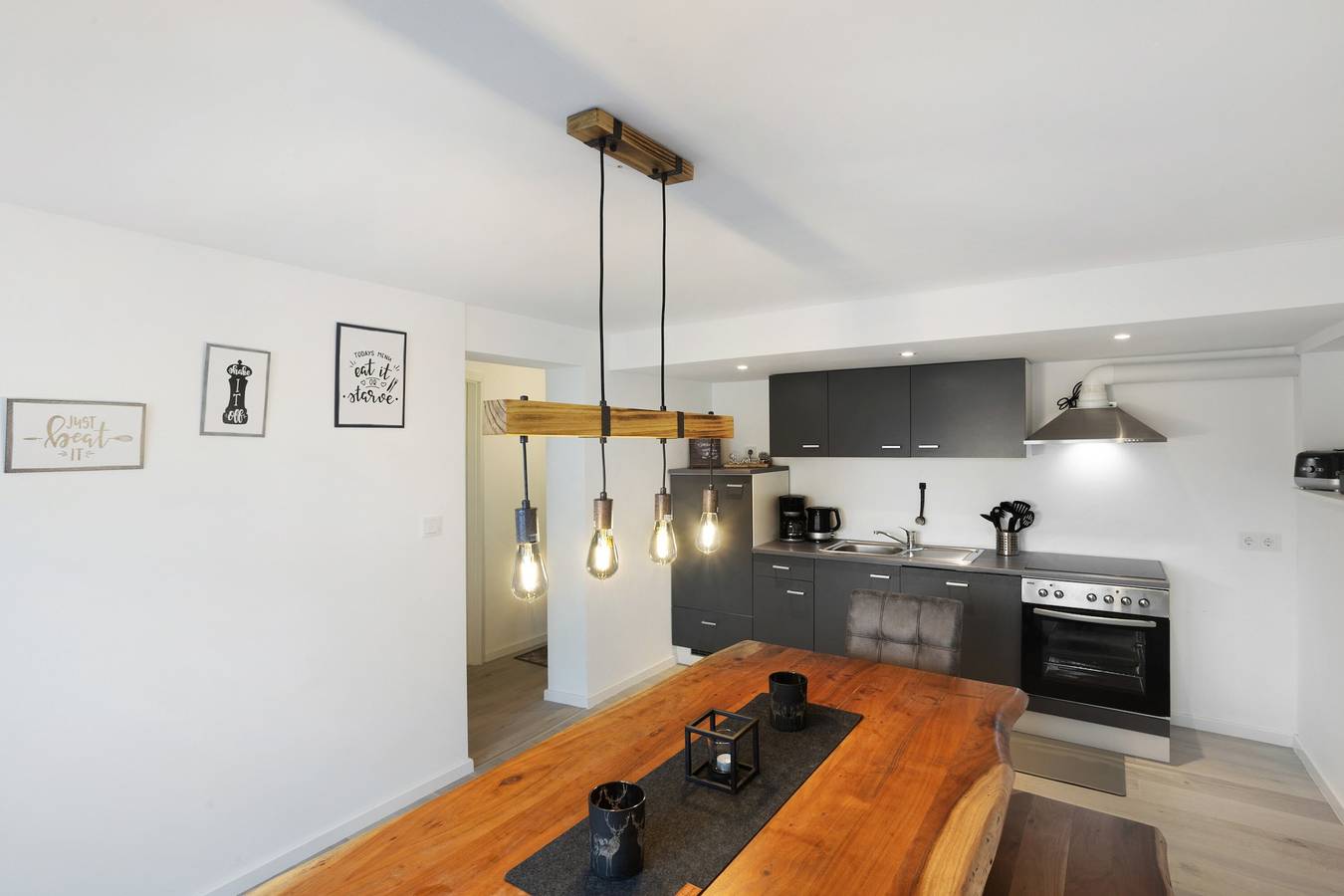 Ganze Wohnung, Ferienwohnung 'Kerbe' mit Bergblick, Terrasse und Wi-Fi in Willingen, die Mittelgebirge