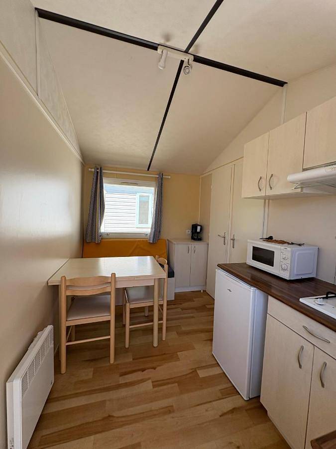 Location de vacances pour 4 personnes, avec piscine et jardin, animaux acceptés à Athée - 3
