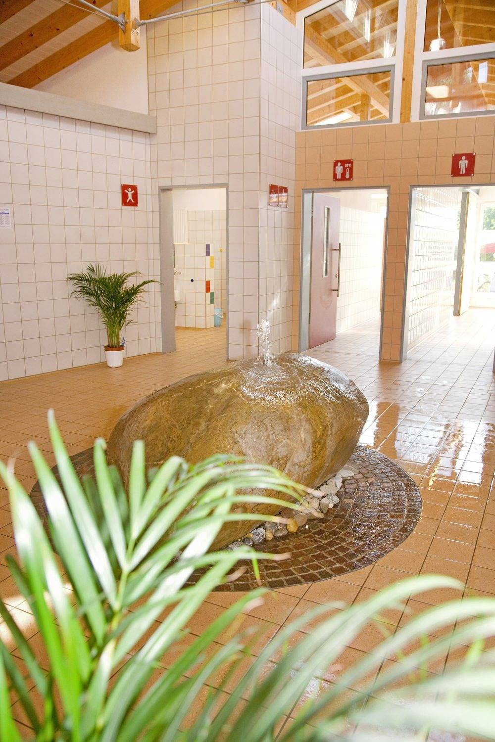 Ganze Ferienwohnung, Campingplatz Iriswiese - Wohnmobil incl. Frisch-& Abwasser in Kressbronn am Bodensee, Region Bodensee-Oberschwaben