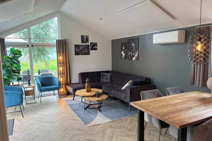 Chalet Steghouse mit Wassergrundstück, Steg und Zaun für 4 Personen in Kampen in Kampen, Veluwemeer