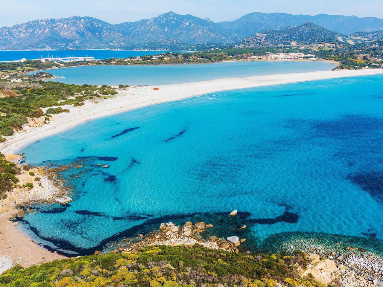 Entire apartment, Wohnung in Villasimius mit Möblierter Terrasse in Crabonaxa/Villasimius, Villasimius
