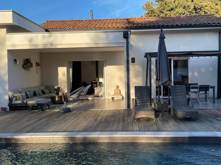 Location de vacances pour 6 personnes, avec piscine et jardin à Mées - 4