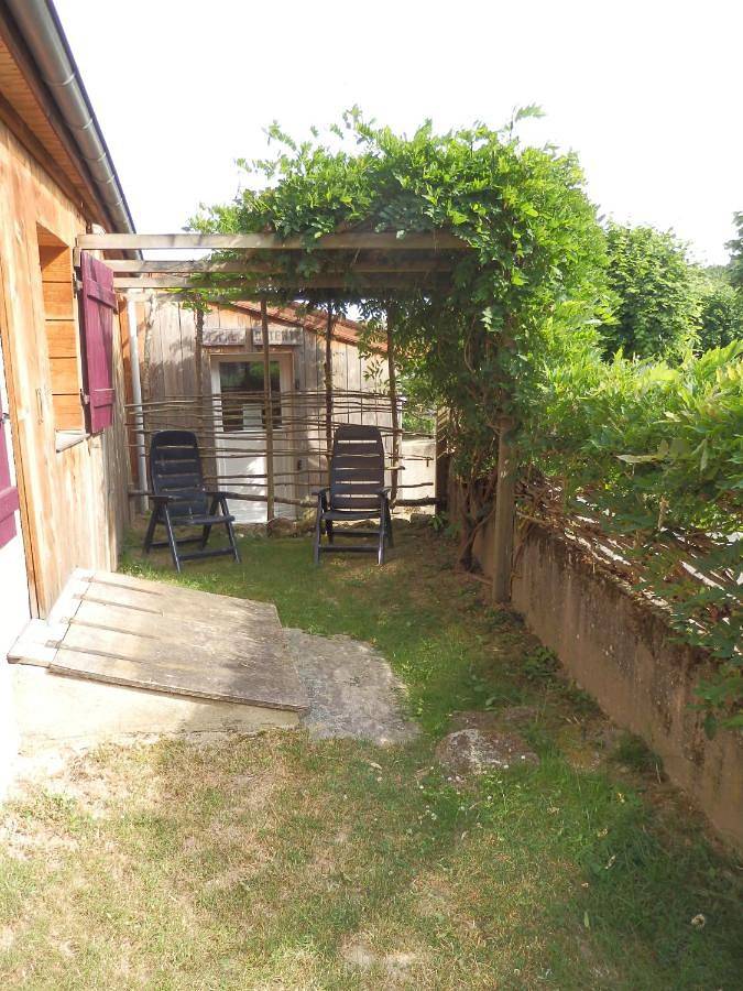 Location de vacances pour 5 personnes, avec sauna ainsi que jardin et vue, adapté aux familles à Broye - 3