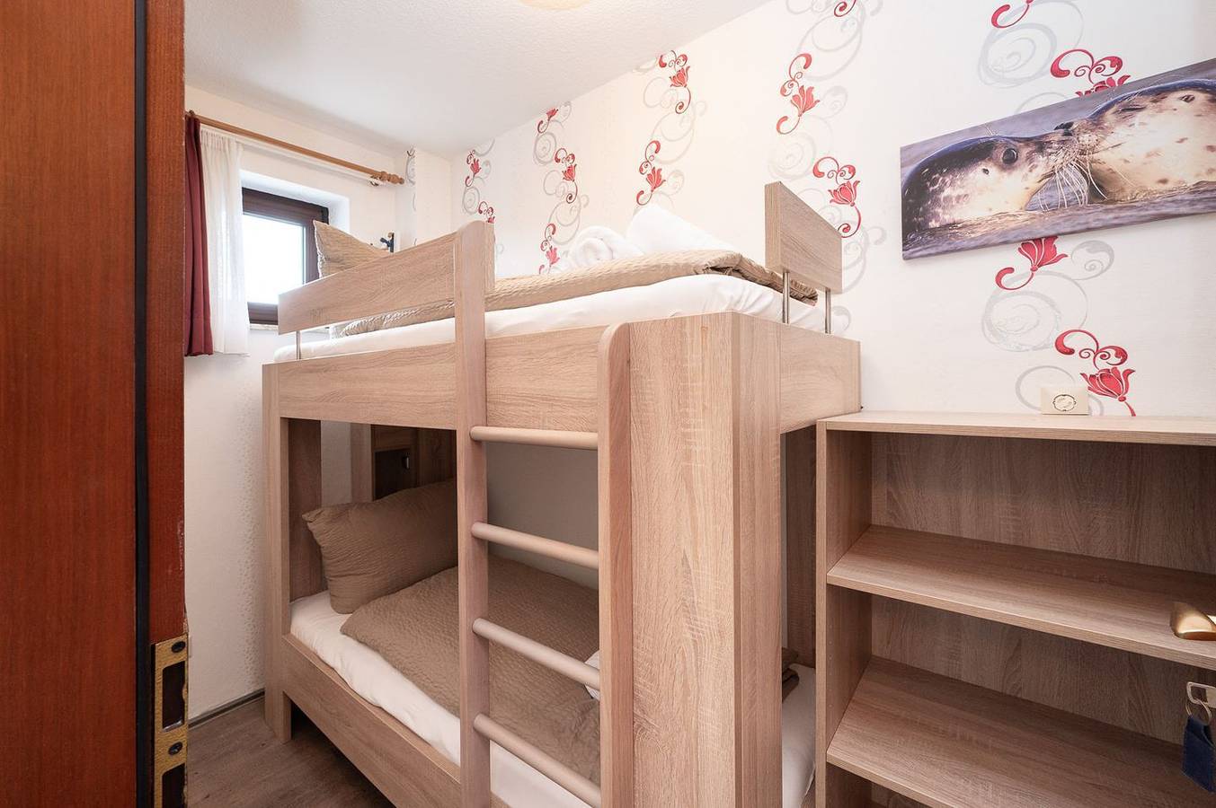 Ganze Wohnung, Quartier 12
2-Raum Appartement für bis zu vier Personen und Eintritt in die Meerzeit in Büsum, Nordseeküste
