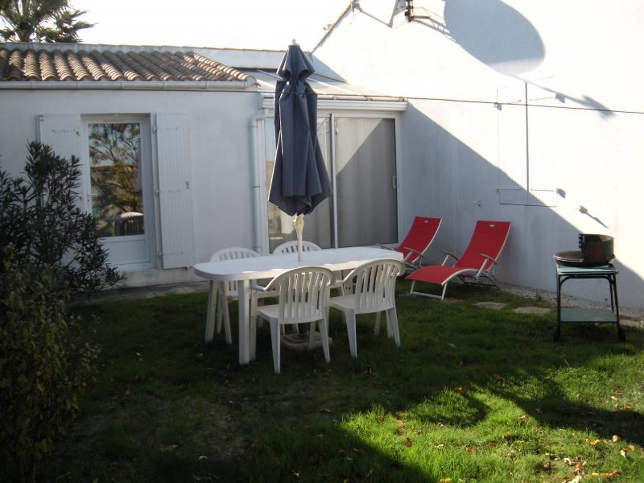 Charmantes kleines Haus in La Couarde-sur-Mer mit umzäuntem Garten in La Couarde-sur-Mer, Ile de Re
