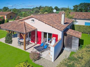 Camping pour 4 Personnes dans Les Forges, Deux-Sèvres, Photo 1