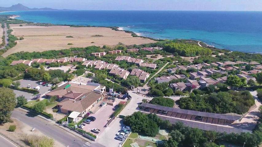 Resort per 6 persone, con giardino e panorama, con animali domestici in Sardegna