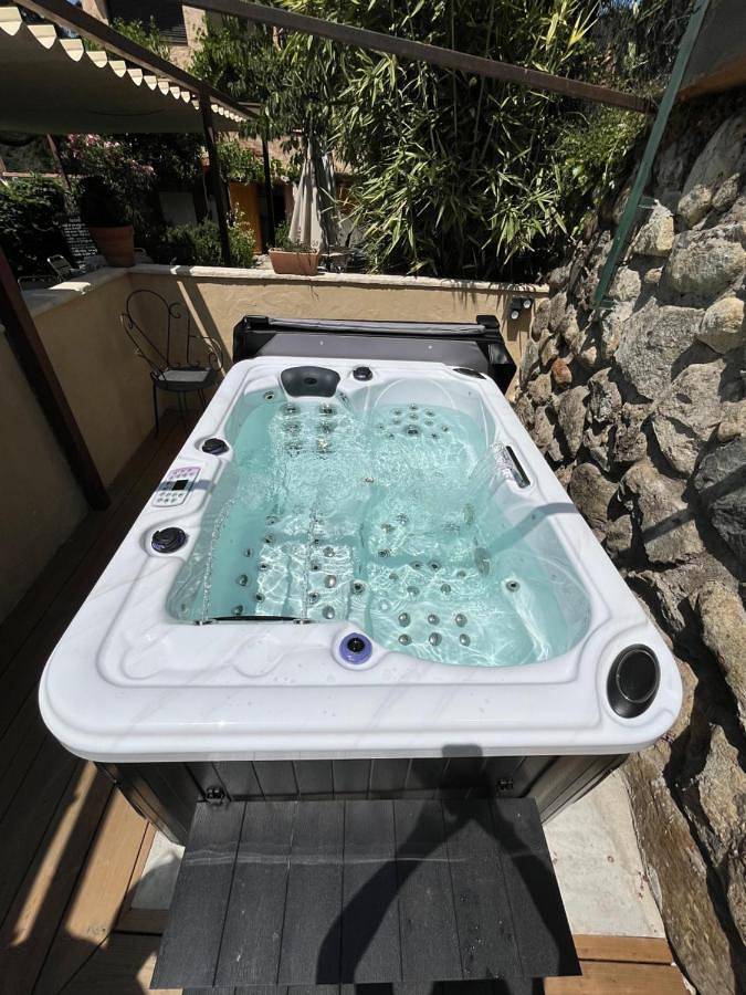 Appartement entier, L 'appel du Canigou in Casteil, Parc naturel régional des Pyrénées catalanes