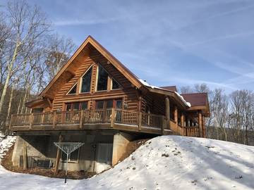 Log Cabin for 6 Guests in Blue Ridge Mountains, Seneca Rocks, Picture 3