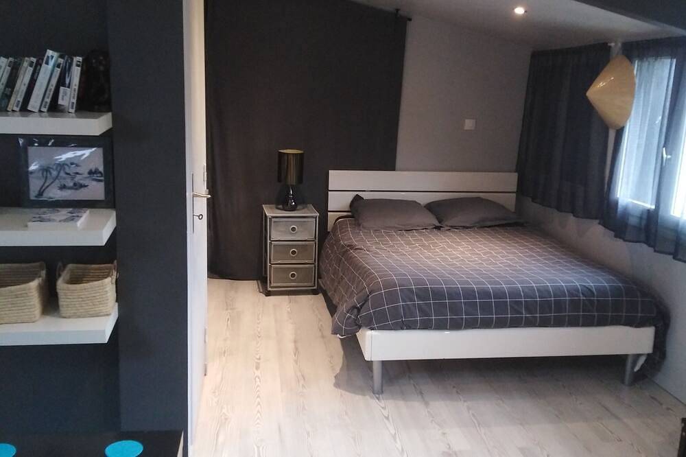 Grande Chambre in Poissy, Yvelines