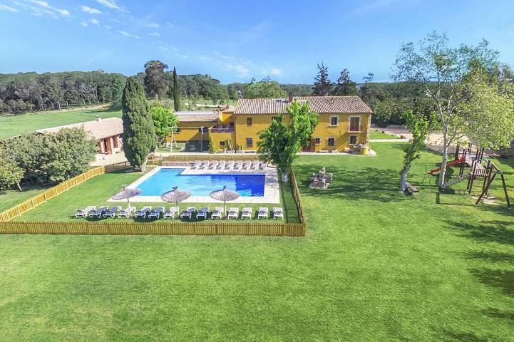 Villa pour 40 personnes, avec balcon et jardin, animaux acceptés - 1