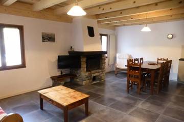 Chalet pour 8 Personnes dans Arêches, Beaufort (Rhône-Alpes), Photo 1