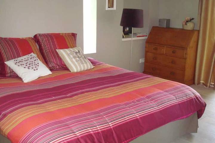 Gîte pour 6 personnes, avec piscine ainsi que terrasse et jardin, animaux acceptés à Laiz - 2