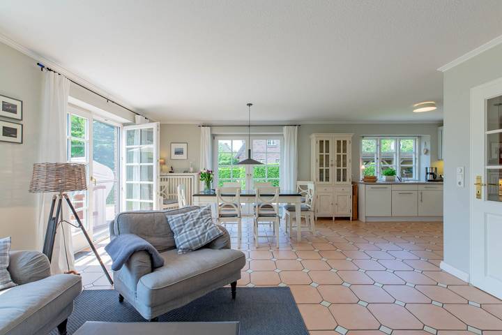 Ferienhaus für 6 Personen, mit Terrasse und Sauna sowie Garten in Utersum - 3