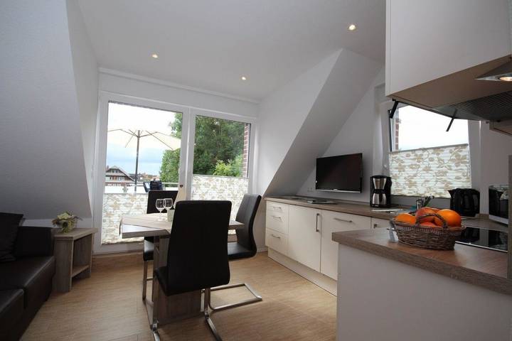 Ferienwohnung für 4 Personen, mit Balkon und Terrasse in Norddeich - 4