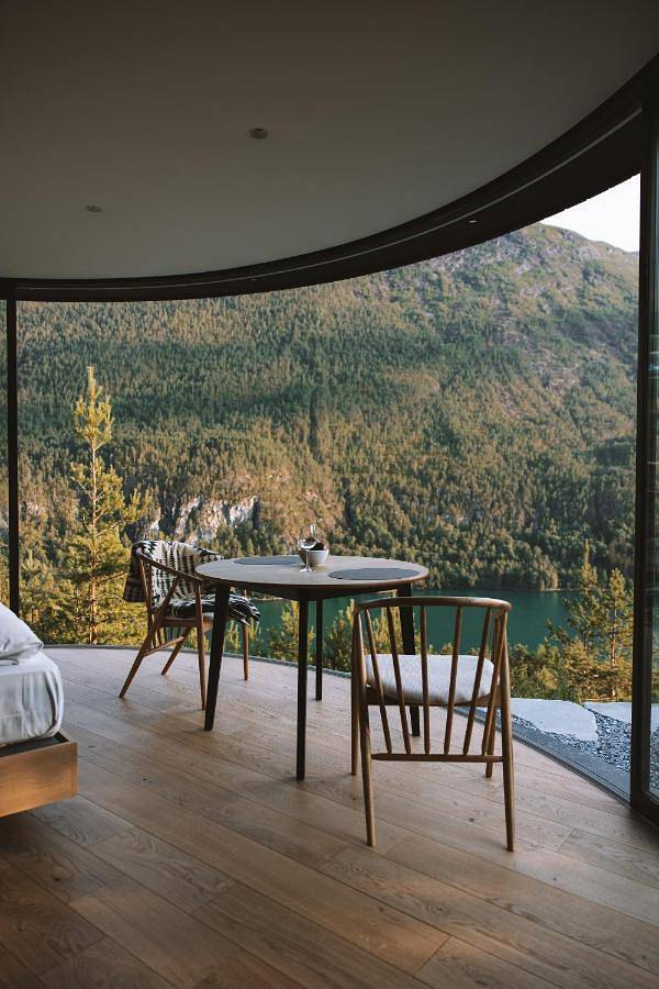 Bungalow für 2 Personen, mit Terrasse und Ausblick sowie Garten in Norwegen - 2