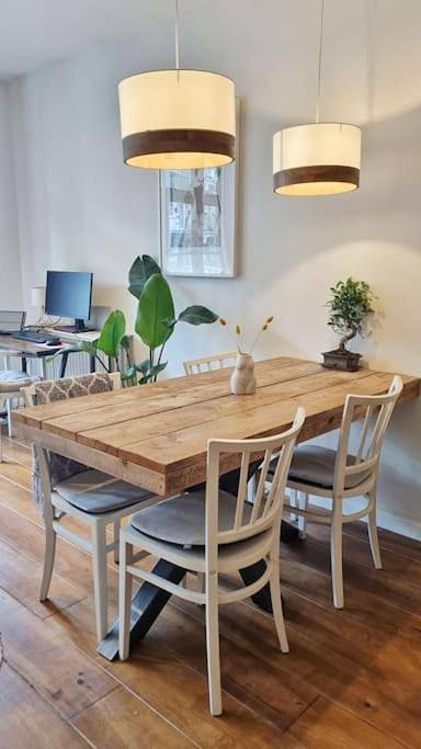 Geheel appartement, One-Bedroom Apartment in Amsterdam Oost, Nederlandse kust