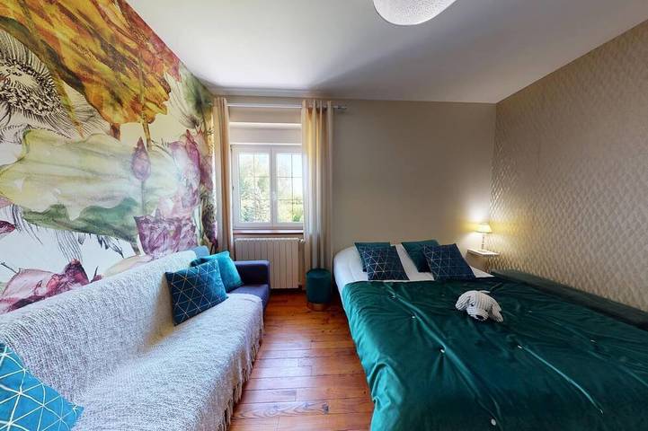 Gîte pour 35 personnes, avec jardin et balcon, animaux acceptés à Braffais - 4