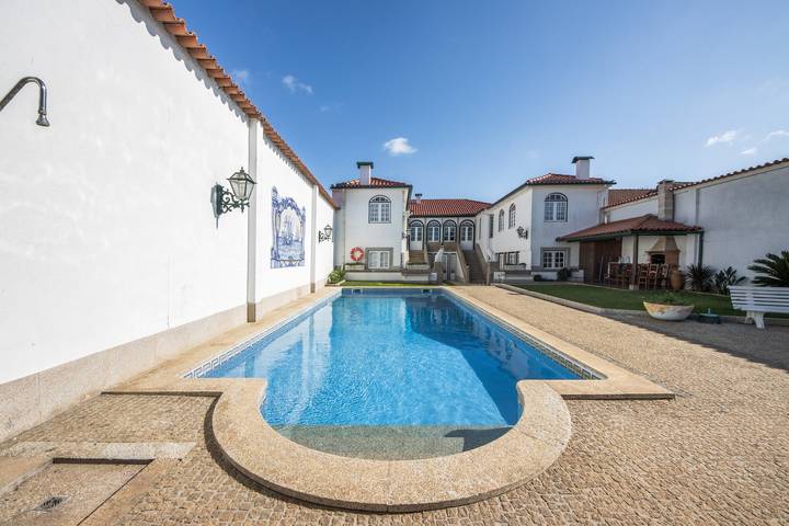 Casa de férias para 12 pessoas, com Varanda e Jardim em Barcelos