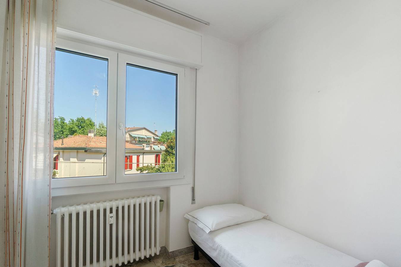 Aaron Guest House 2 Room with Wi-Fi in Mestre, Venice