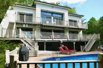 Vacation Home for 8 Guests in Sag Harbor, North Fork, Picture 3