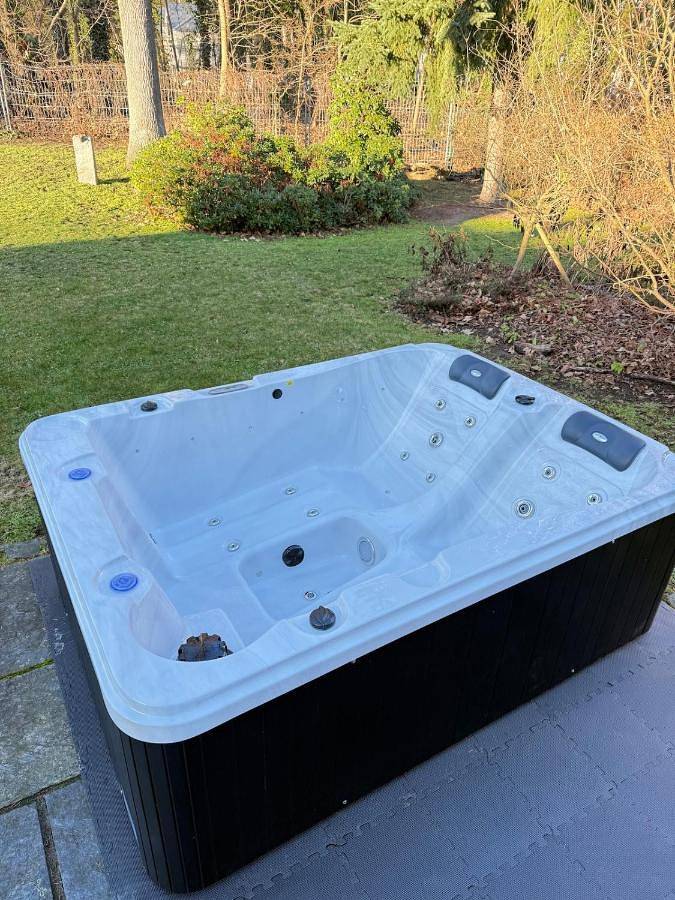 Wohlfühl-Haus mit Kamin & Whirlpool - Nähe Berlin in Oberdorla, Vogtei