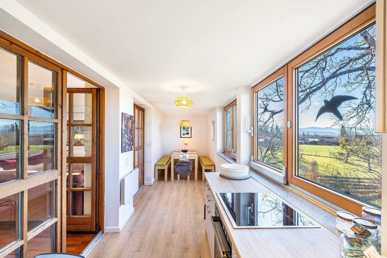 Ganze Wohnung, Apartment mit Bergblick, Balkon und Wlan – Traumhafte neue Wohnung am Bach in Benediktbeuern, Bayerische Alpen
