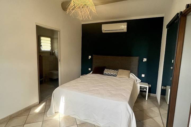 Location de vacances pour 6 personnes, avec jardin et jacuzzi à Fourques - 2