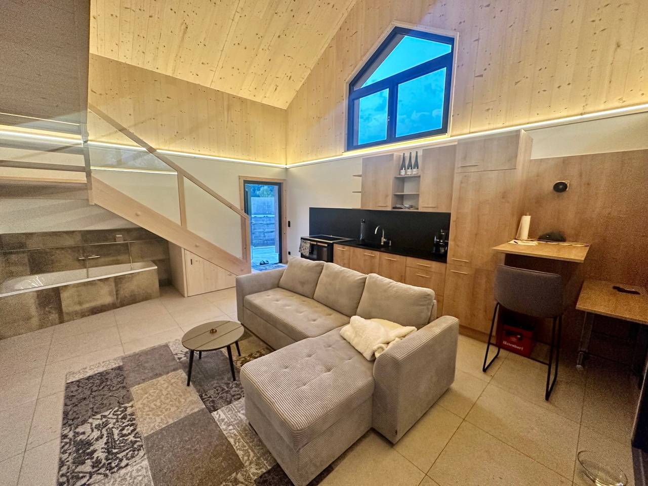 Ganze Ferienwohnung, Tiny House mit privater Terrasse, eigenem Garten und Wlan in Braunau am Inn