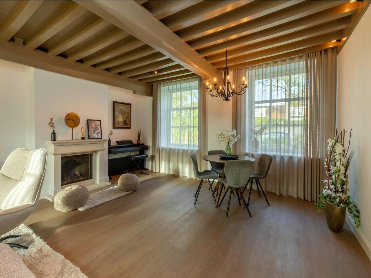 Boerderij in Zeeland met molenuitzicht in Nederlandse Noordzeekust