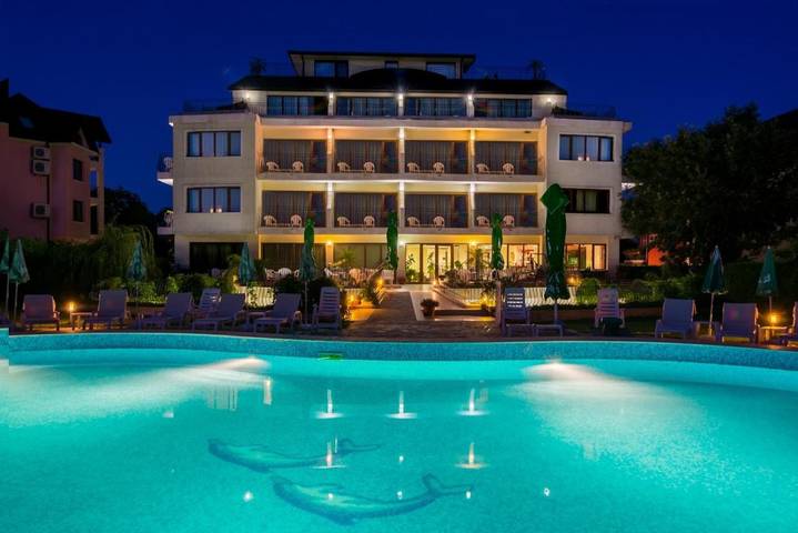 Hotel dla 4 osób, z widok i basen dla dzieci oraz basen i ogród, zwierzęta dozwolone w Warna