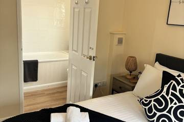 Apartment for 4 People in Swindon, South West England, Photo 3