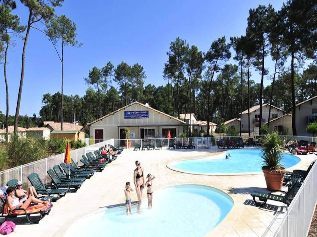 Apartamento entero, Apartamento en Lac Clarens con piscina in Lago de Clarens, Casteljaloux