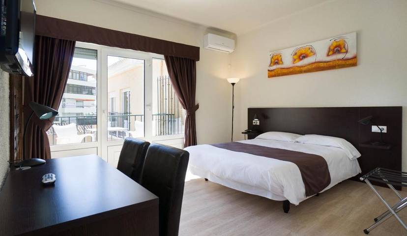 Hôtel pour 2 personnes, avec jacuzzi et balcon, animaux acceptés