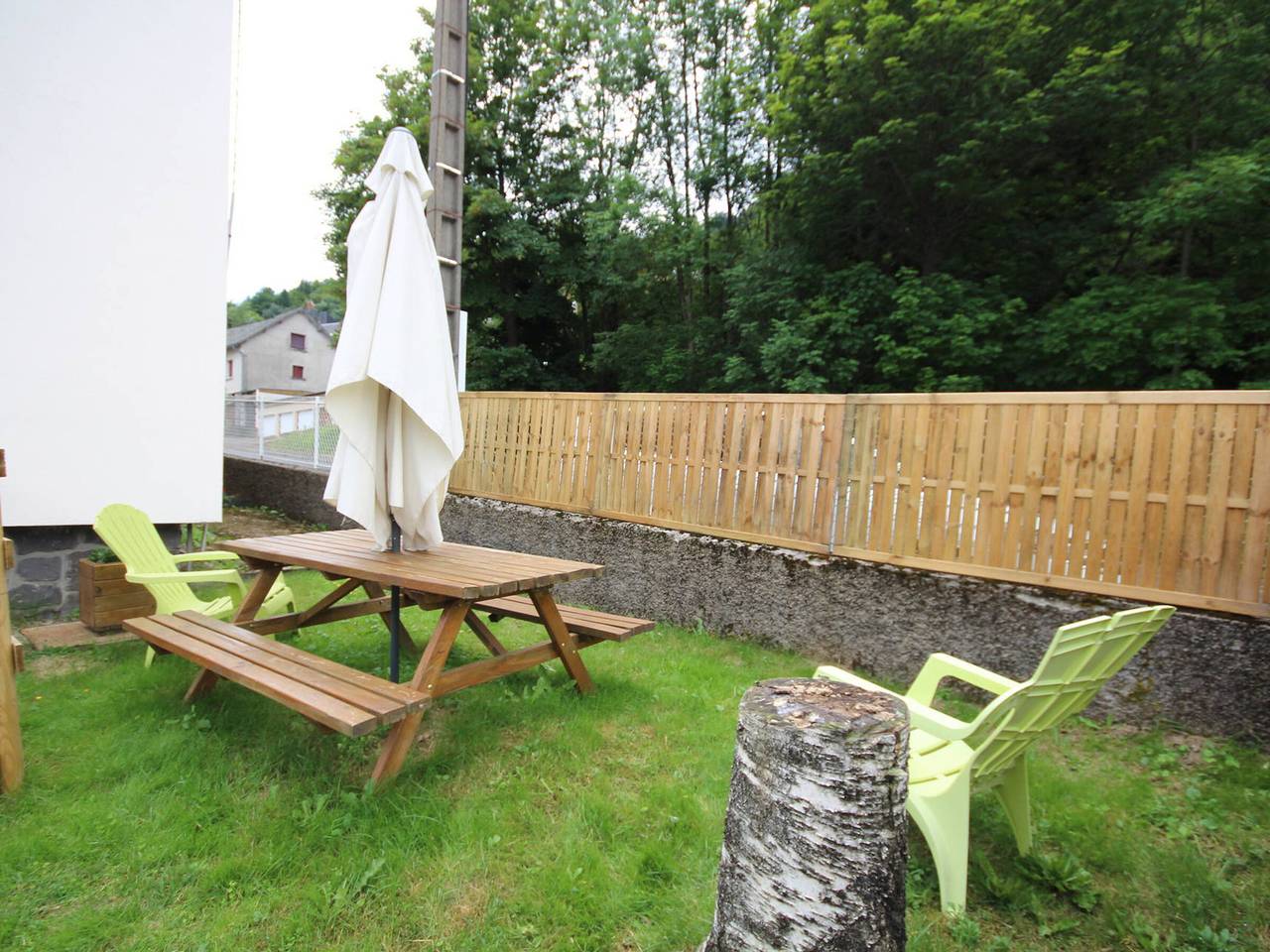 Apartamento entero, Mont-Dore: Encantador T2 en Planta Baja, Se Admiten Mascotas in Mont-Dore, Parque Natural Regional Volcans d'Auvergne